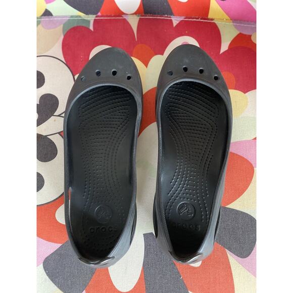 Crocs Kadee Women’s Size W8 Black Ballet Flats Closed Toe Shoes - Picture 6 of 12